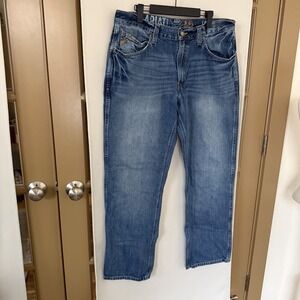 Ariat Men's 34/32 Blue Medium Wash Loose Fit Straight Leg Denim Jeans Pants